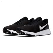 T�nis Nike Revolution 5 Masculino - Preto e Branco